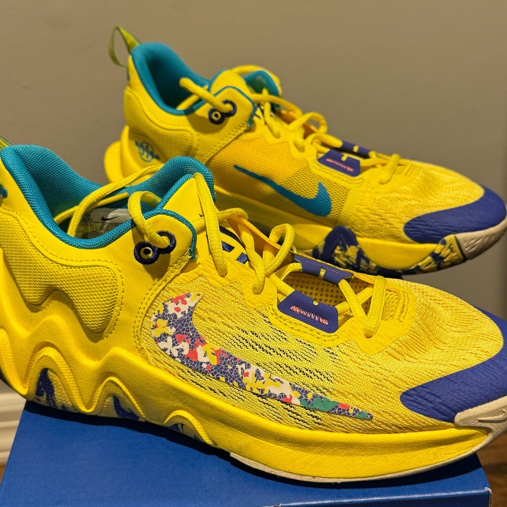 Nike Kids Vibrant Yellow and Blue Sneakers
